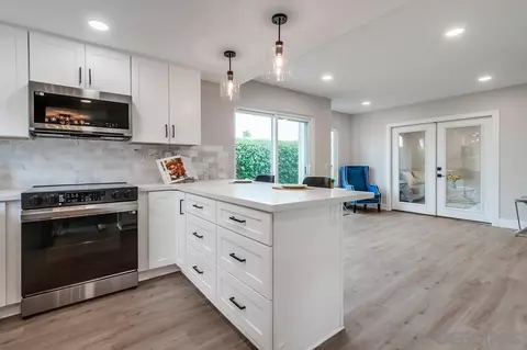 Kitchen - 1278 Avenida Miguel, Encinitas, CA 92024 photo 6 of 9