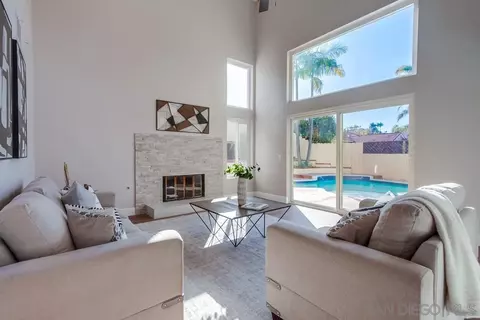 Living - 1278 Avenida Miguel, Encinitas, CA 92024 photo 3 of 3