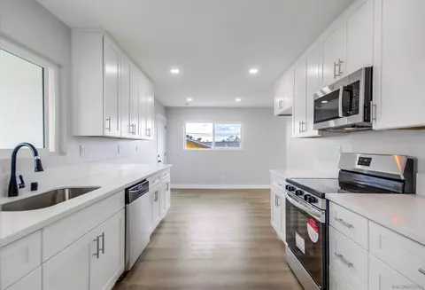 Kitchen - 824 Paraiso Ave, Spring Valley, CA 91977 photo 1 of 5