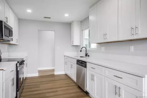 Kitchen - 824 Paraiso Ave, Spring Valley, CA 91977 photo 4 of 5