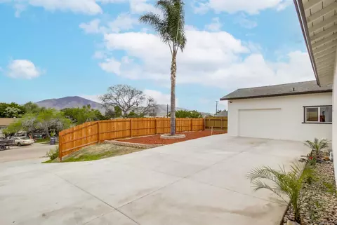 Exterior - 824 Paraiso Ave, Spring Valley, CA 91977 photo 5 of 12