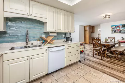 Kitchen - 12466 Keemo Ter, Lakeside, CA 92040 photo 5 of 5