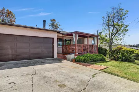 4795 Maple, La Mesa, CA 91942 photo 4
