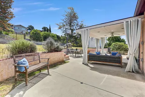4795 Maple, La Mesa, CA 91942 photo 23