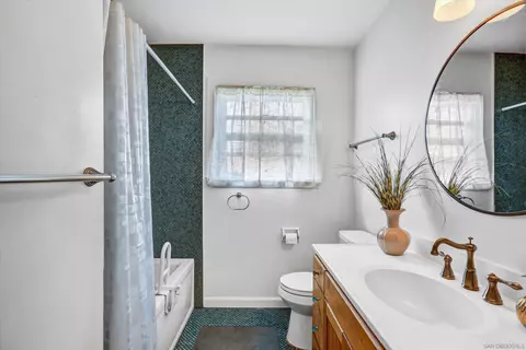 4795 Maple, La Mesa, CA 91942 photo 18