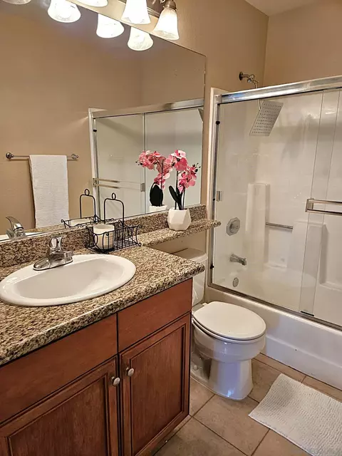 Bath - 1423 Graves Ave #260, El Cajon, CA 92021 photo 1 of 3