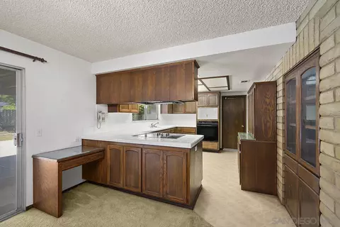 3718 Barbic Ct, Spring Valley, CA 91977 photo 14