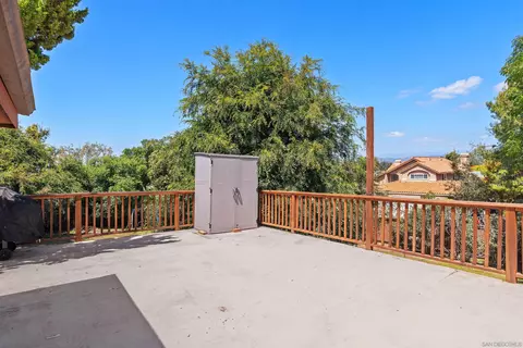 Exterior - 900 W 16th Ave, Escondido, CA 92025 photo 8 of 10