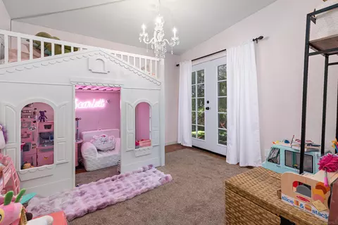 Bedroom - 900 W 16th Ave, Escondido, CA 92025 photo 2 of 3