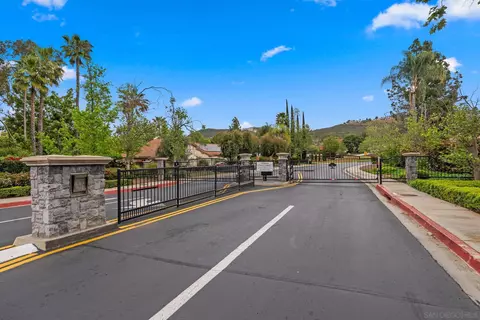 15533 Harrow Ln, Poway, CA 92064 photo 46