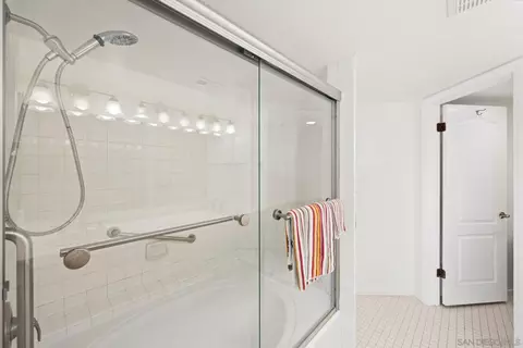 7560 Eads Ave #11, La Jolla, CA 92037 photo 16