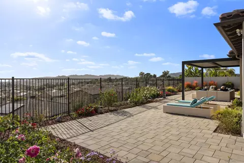 Exterior - 1417 Apex Pl, Escondido, CA 92026 photo 3 of 10