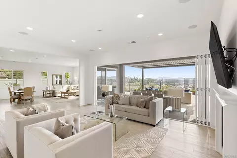 Other - 1417 Apex Pl, Escondido, CA 92026 photo 7 of 18