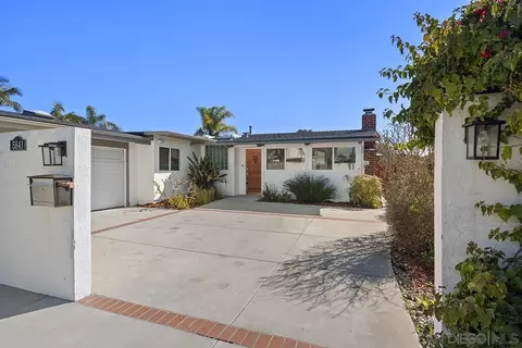5841 Stresemann St, San Diego, CA 92122