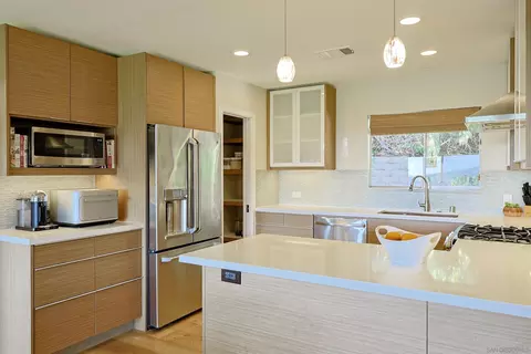 11054 Dutton, La Mesa, CA 91941 photo 9