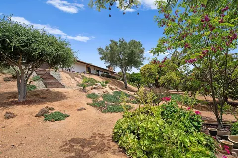 2189 Rockhoff Rd, Escondido, CA 92026 photo 54