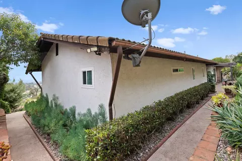 2189 Rockhoff Rd, Escondido, CA 92026 photo 47