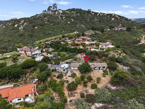 2189 Rockhoff Rd, Escondido, CA 92026 photo 5