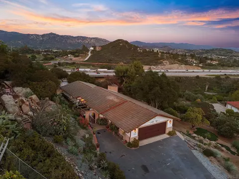 2189 Rockhoff Rd, Escondido, CA 92026 photo 14