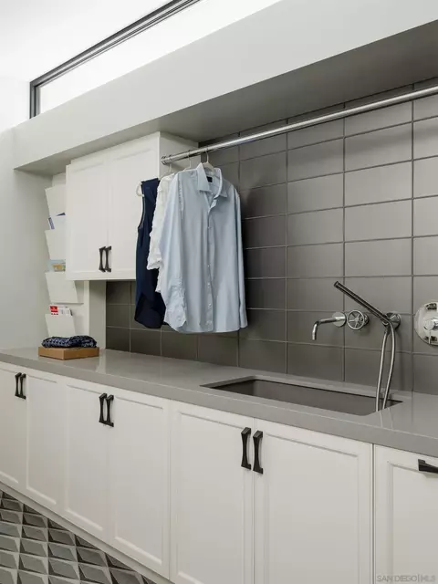 Other - 5416 Candlelight Dr, La Jolla, CA 92037 photo 21 of 27