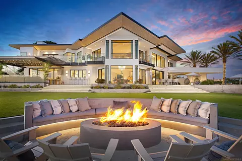 Other - 5416 Candlelight Dr, La Jolla, CA 92037 photo 1 of 27