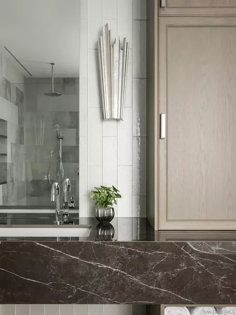 Bath - 5416 Candlelight Dr, La Jolla, CA 92037 photo 11 of 11