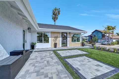 Exterior - 255 Turner Ave, Encinitas, CA 92024 photo 2 of 5