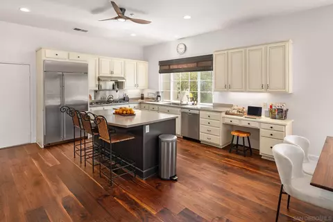 Kitchen - 424 Sky Mesa Rd, Alpine, CA 91901 photo 1 of 10
