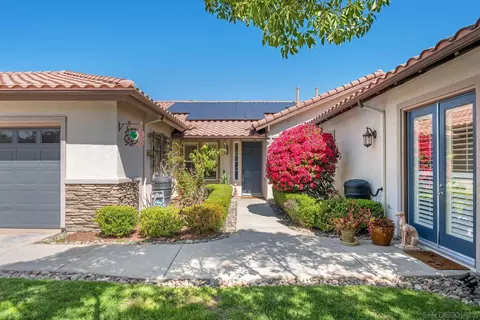 Exterior - 424 Sky Mesa Rd, Alpine, CA 91901 photo 5 of 22