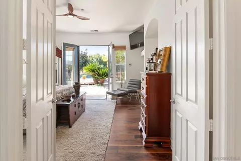 Entry Way - 424 Sky Mesa Rd, Alpine, CA 91901 photo 2 of 2