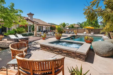 Exterior - 424 Sky Mesa Rd, Alpine, CA 91901 photo 14 of 22