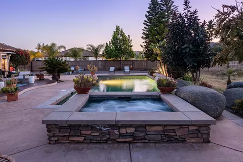 Exterior - 424 Sky Mesa Rd, Alpine, CA 91901 photo 10 of 22