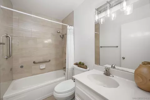Bath - 3575 Guava Way, Oceanside, CA 92058 photo 1 of 2