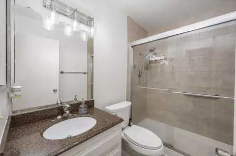 Bath - 3575 Guava Way, Oceanside, CA 92058 photo 2 of 2