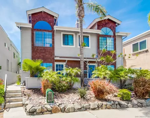 4064 Morrell St, San Diego, CA 92109