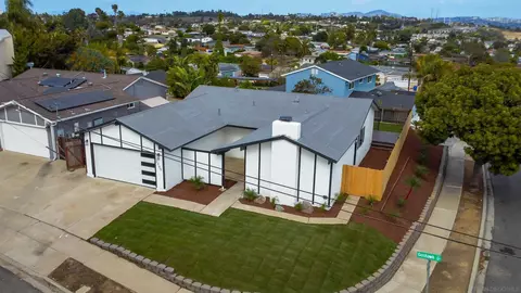 2005 Goshawk St, San Diego, CA 92123