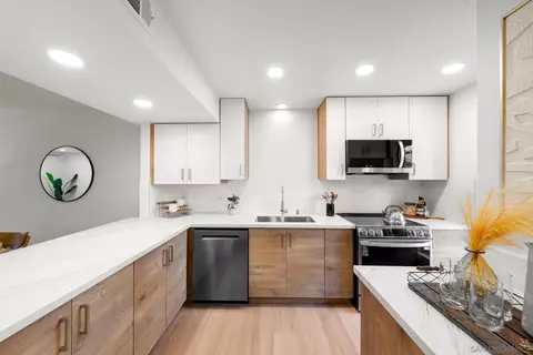 5700 Baltimore Dr 151, La Mesa, CA 91942