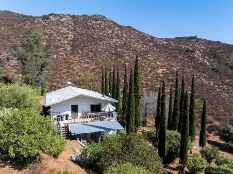 4426 Model A Ford Ln, El Cajon, CA 92019