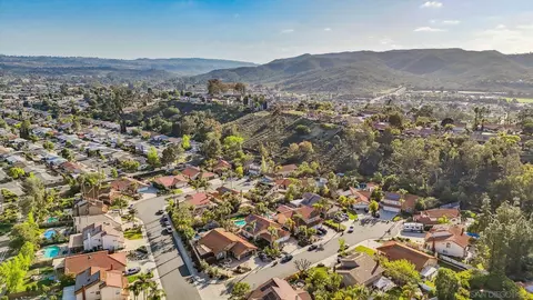 View/Area - 12659 Butterwood Ct, Poway, CA 92064 photo 4 of 4