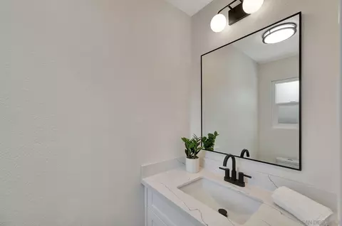 2127 Rancho Verde Dr, Escondido, CA 92025 photo 23