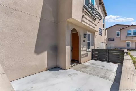 8702 Barbados Ln, Santee, CA 92071 photo 4
