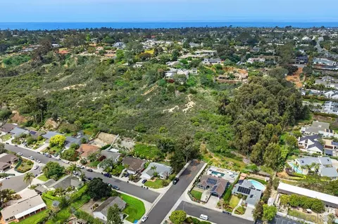 736 Birchview Dr, Encinitas, CA 92024 photo 8