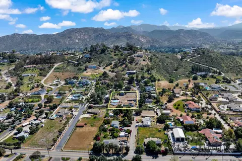 View/Area - 12048 Coping Pl, Lakeside, CA 92040 photo 1 of 6