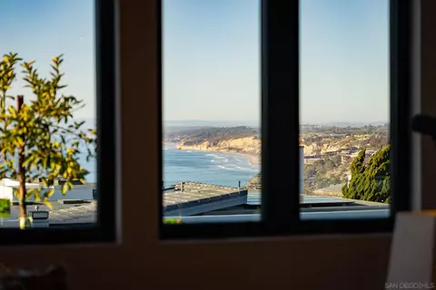 2365 Via Siena, La Jolla, CA 92037 photo 60