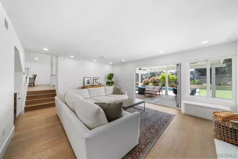 498 Avenida De Las Rosas, Encinitas, CA 92024 photo 15