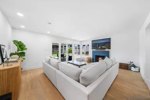 498 Avenida De Las Rosas, Encinitas, CA 92024 photo 13