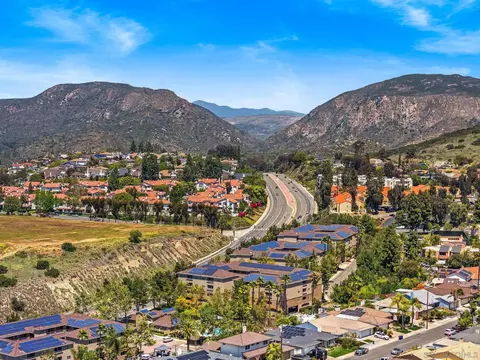 7671 Mission Gorge Rd 105 #105, San Diego, CA 92120