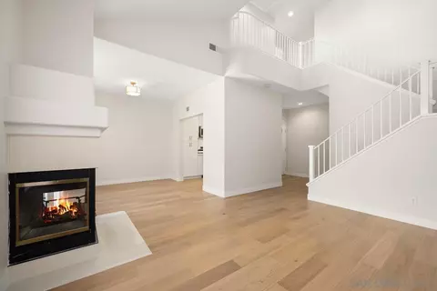 3693 Ruette De Vl, San Diego, CA 92130
