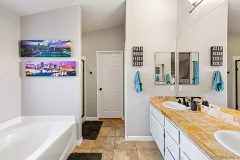 2166 Larkspur, Alpine, CA 91901 photo 23