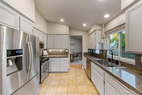 2166 Larkspur, Alpine, CA 91901 photo 19